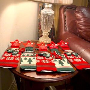 💖SOLD IN BUNDLE💖 NWT Holiday Bottle Wrap